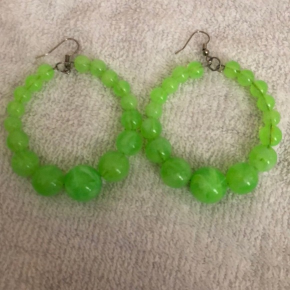 💕7 EARRING BUNDLE💕 - Picture 7 of 8